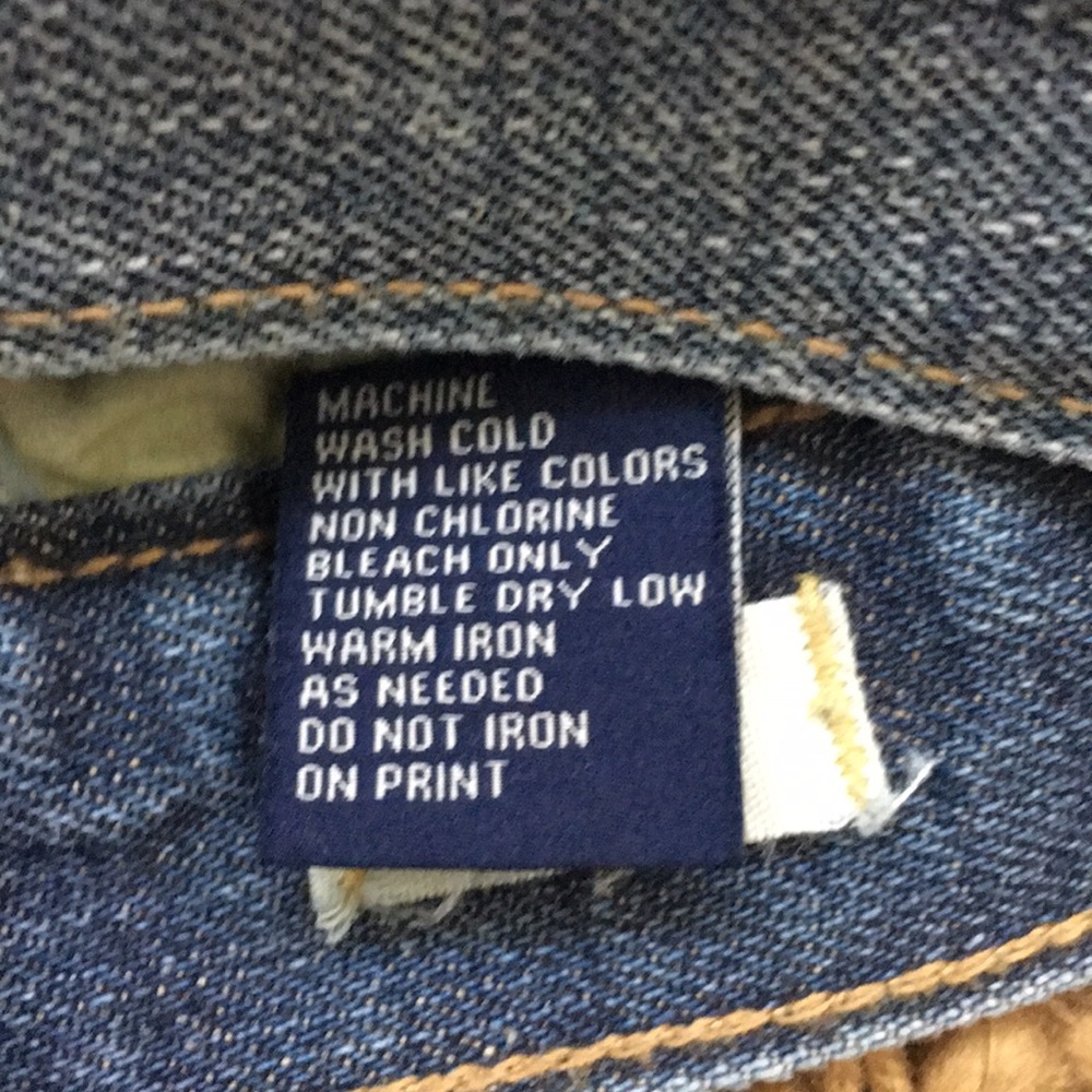 Madewell distressed shorts; size 24 - Picture 6 of 8